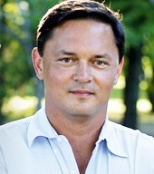 Author Mark Greaney